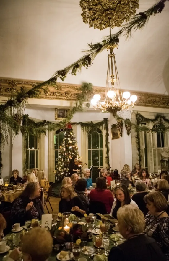 Dinner guests gathered inside Belmont Mansion during the Southern Mansion Reader Weekend