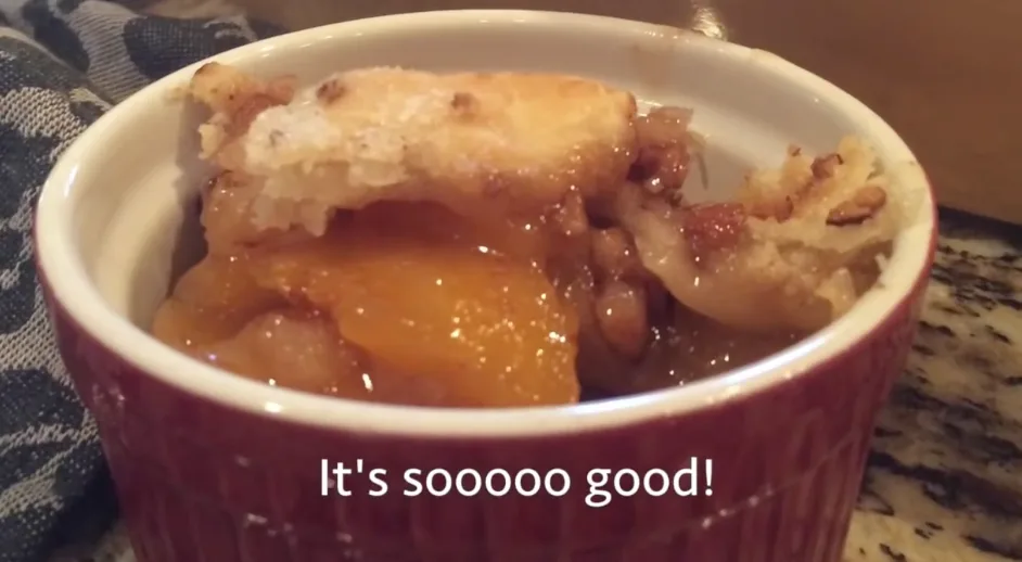 Miss Clara's Peach Cobbler